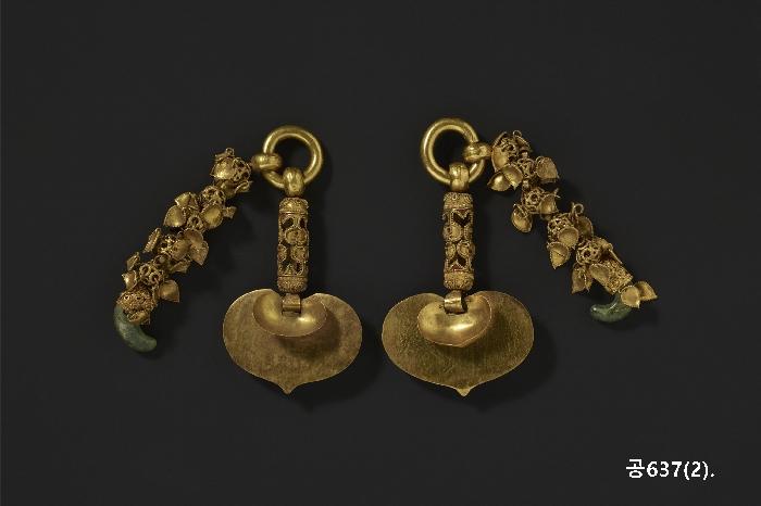 Gold Earrings (King)