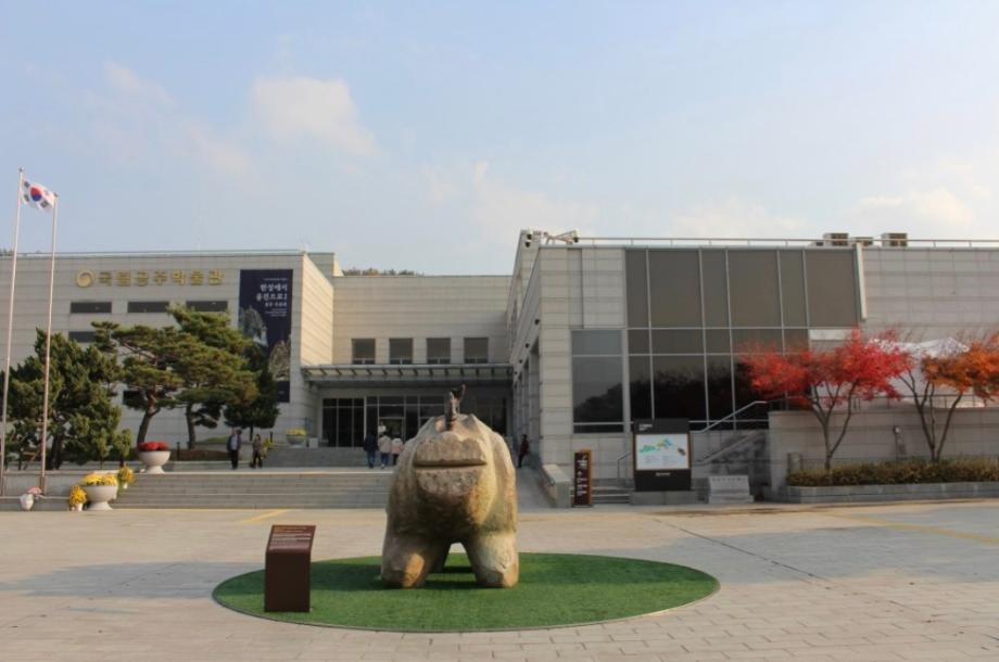 "교과서 속 백제를 만난 가족 역사여행" 이미지