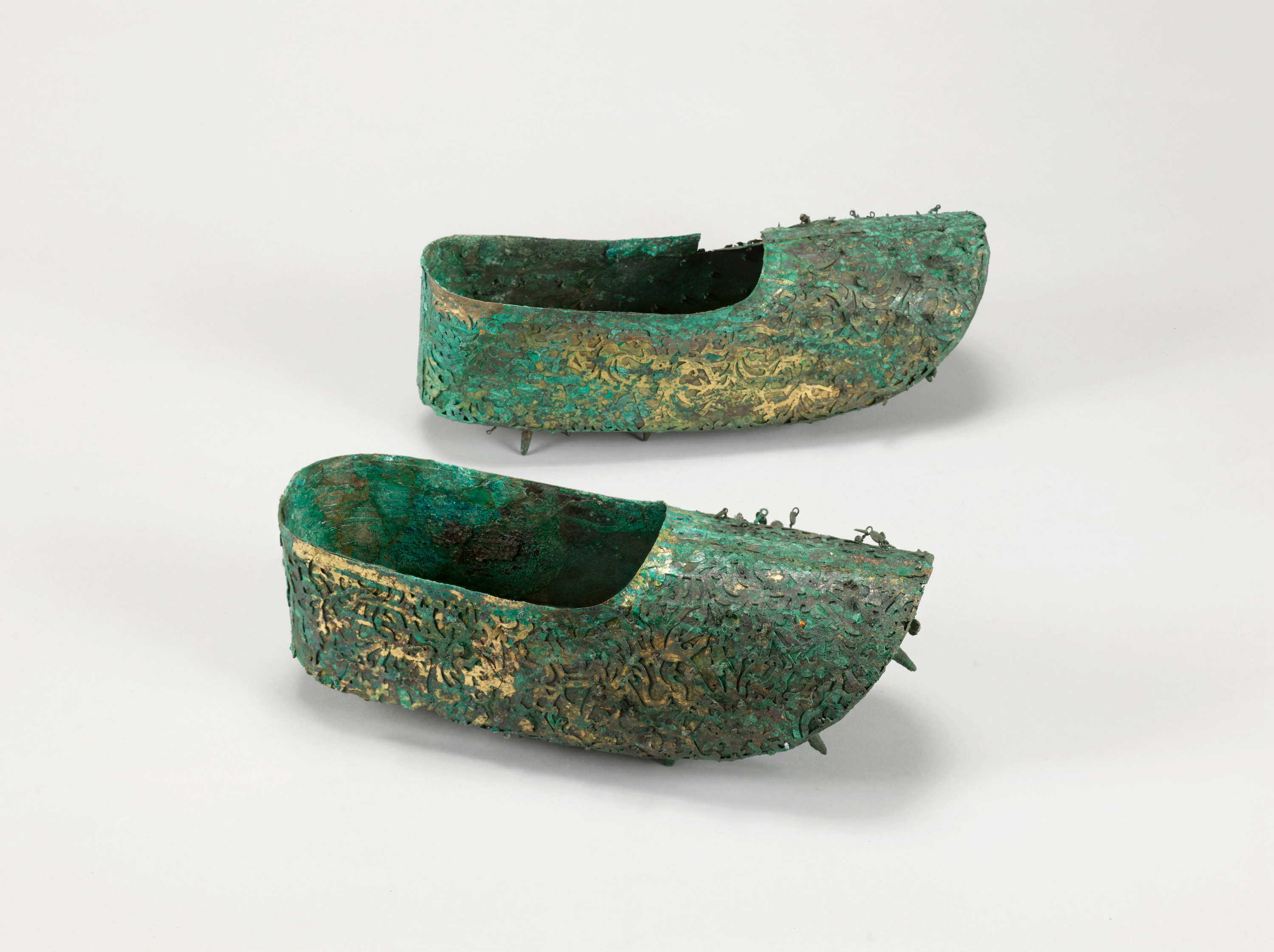 Gilt-bronze Shoes (Queen) Image